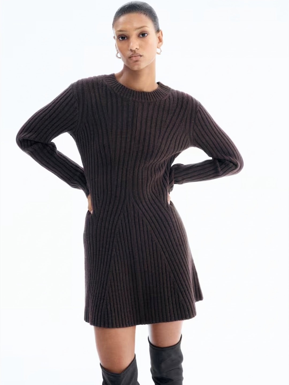 Ribbed Knit Long-Sleeve Dress in Dark Brown